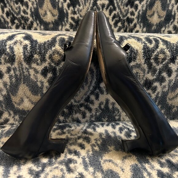 Navy Stuart Weitzman kitten heel pumps - Picture 7 of 10